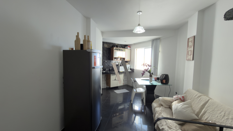 Apartamento triplex  2/4, suíte à venda na Pituba