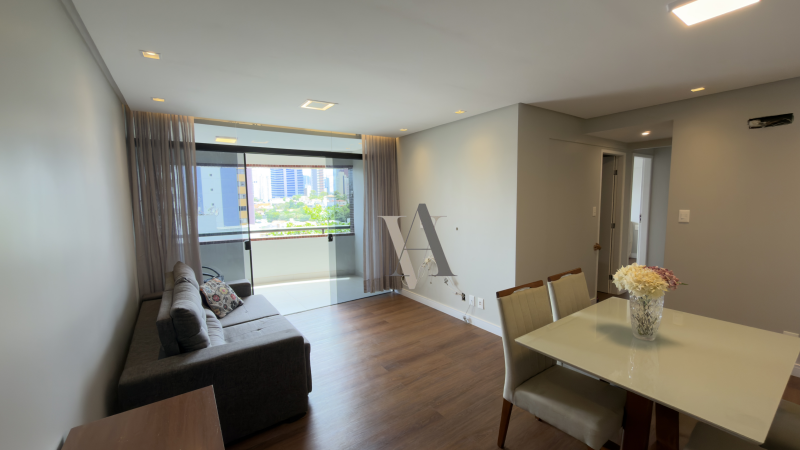 Apartamento 3/4, reformado à venda no Caminho das Árvores