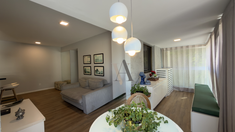 Apartamento 2/4 mobiliado à venda na Barra