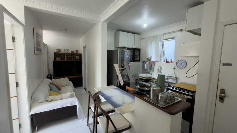 Apartamento à venda 1/4 revertido para 2/4 em Amaralina