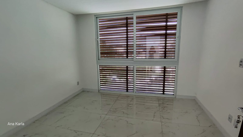 Casa com 4 suítes no Alphaville Litoral Norte