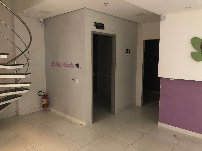 Loja, venda, locação, Wall Street, Paralela, 49 metros, Excelente!