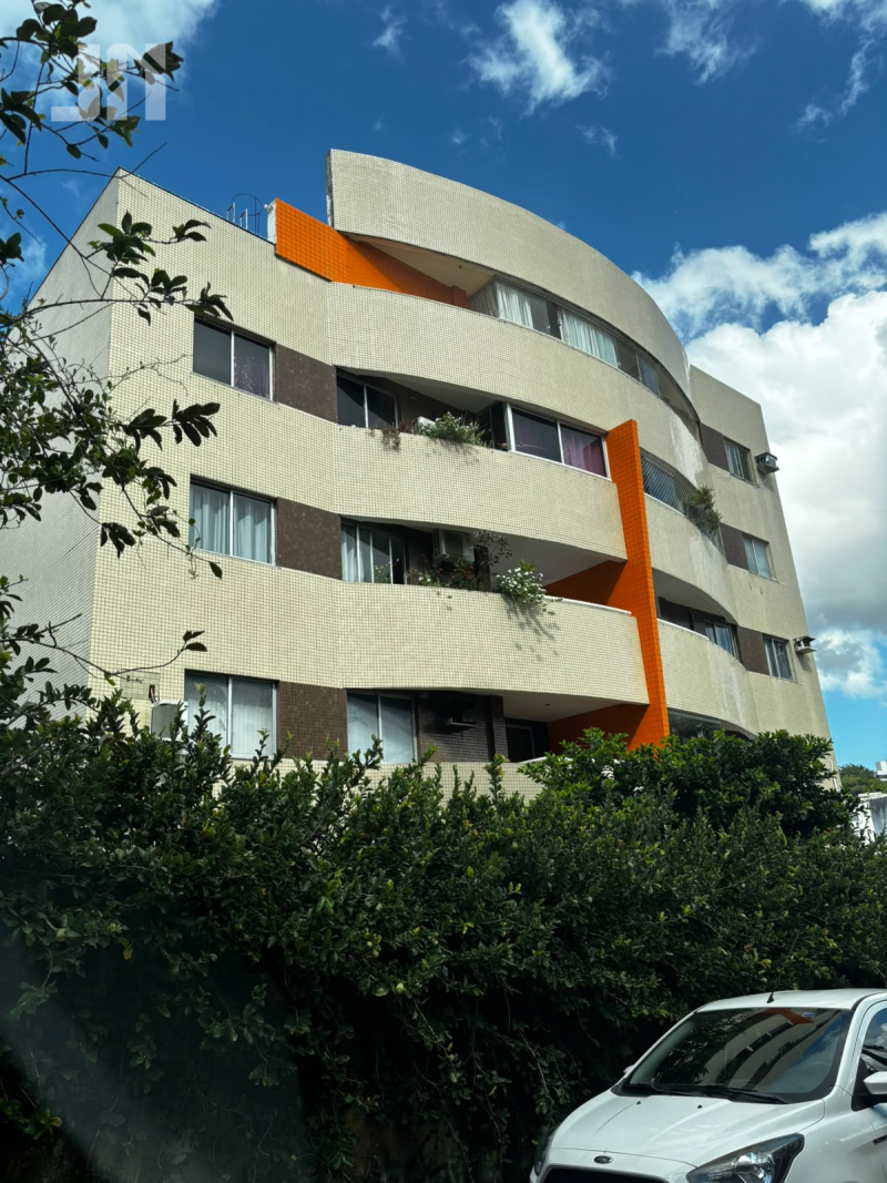 Apartamento á venda no Rio Vermelho - 3 Quartos | Nascente Total | A poucos metros da Praia