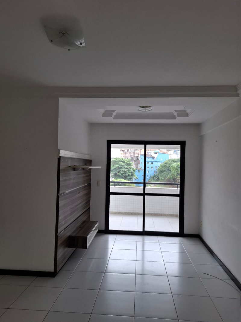 Vendo apartamento 2/4 em andar alto na Federação