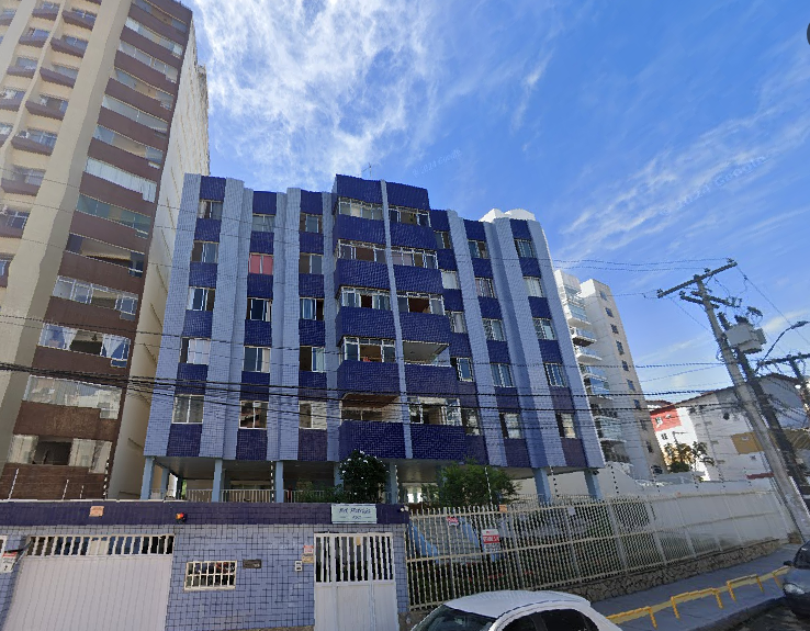 Apartamento 4/4 mobiliado para alugar no Costa Azul