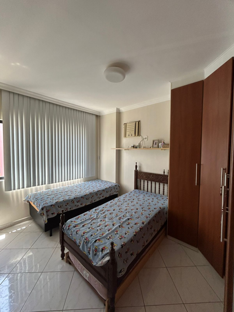 Vendo um belíssimo apartamento 3/4 no Costa Azul