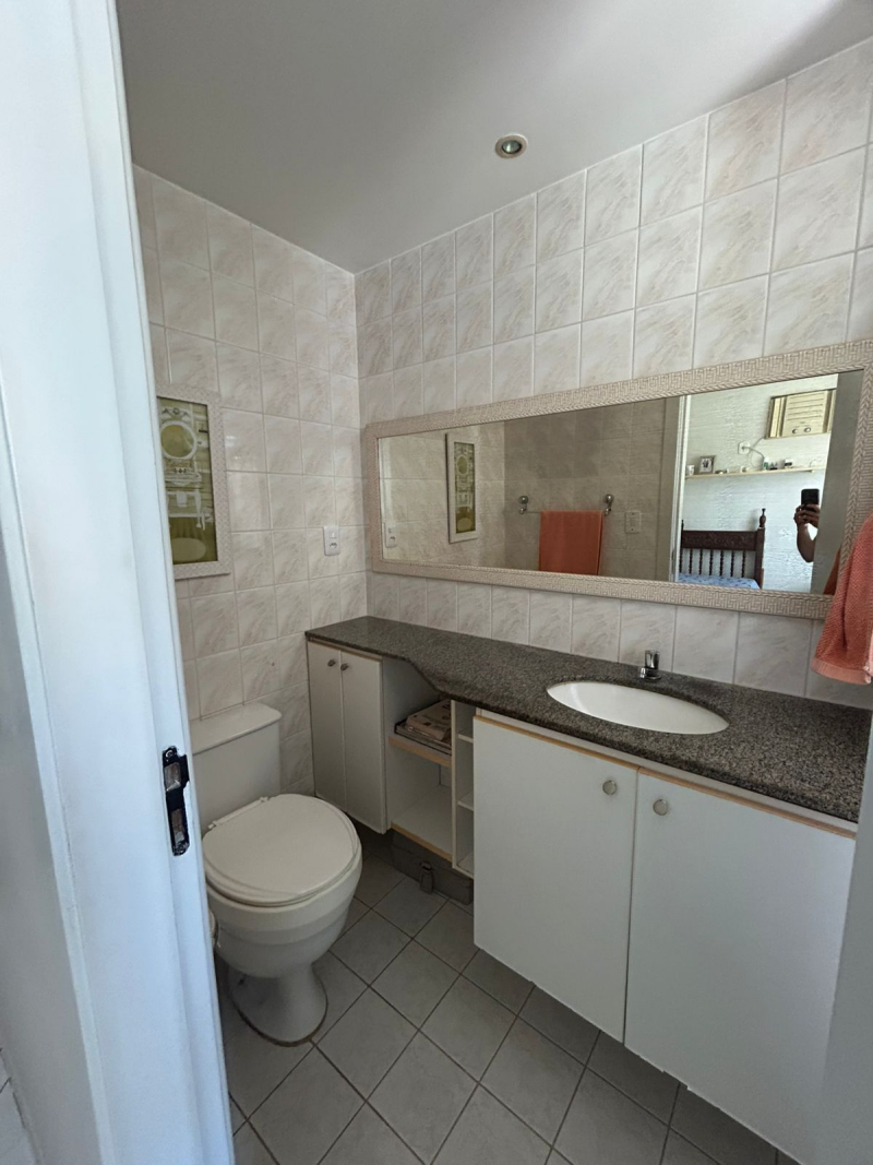 Vendo um belíssimo apartamento 3/4 no Costa Azul