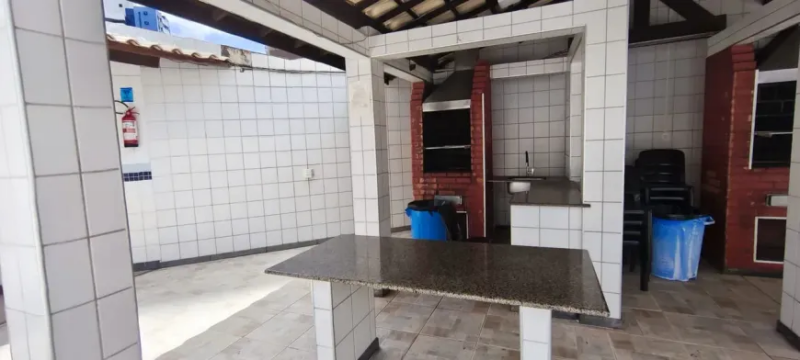 Vendo um belíssimo apartamento 3/4 no Costa Azul
