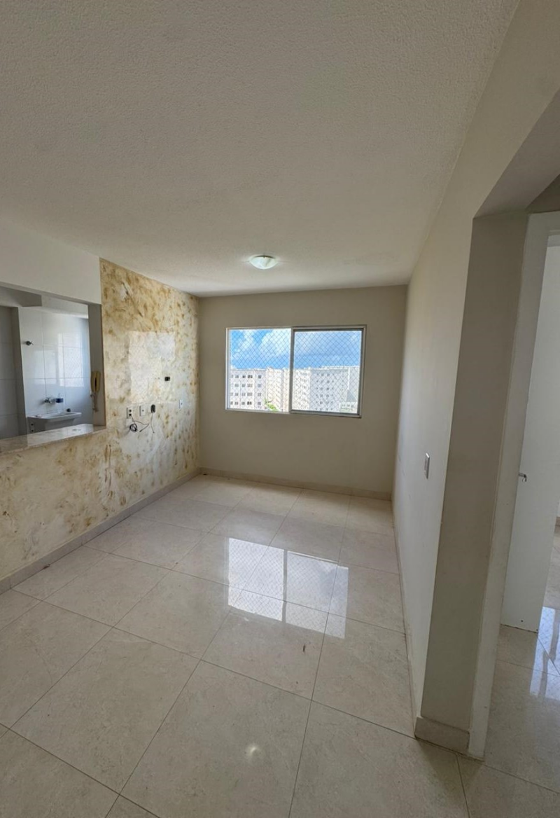 Alugo apartamento 2/4 no Condomínio Cores de  Piatã