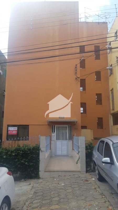 Alugo apartamento 2/4  no IAPI