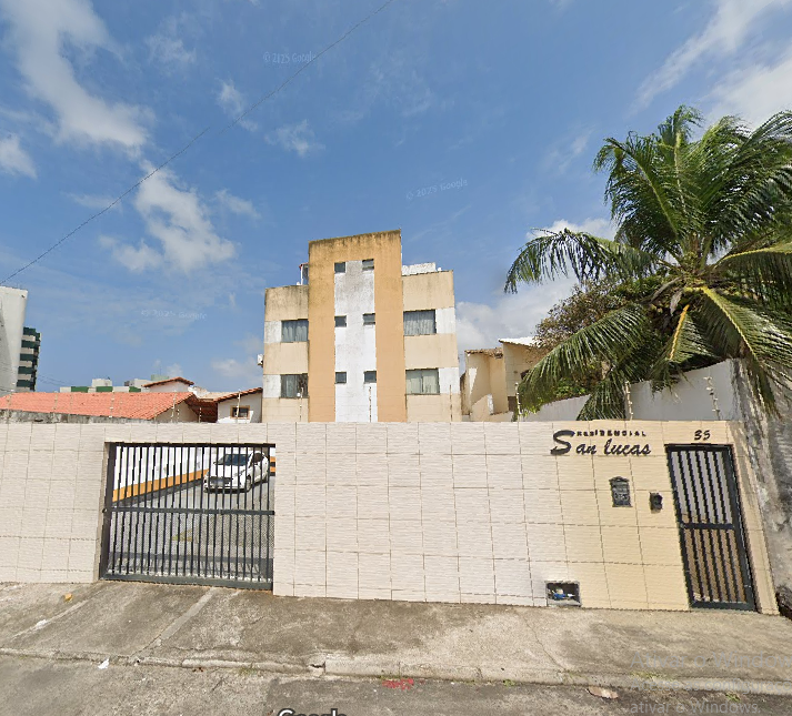 Alugo um excelente apartamento 2/4 em Piatã