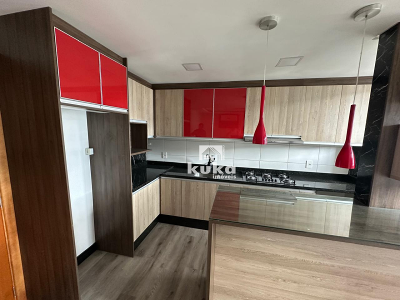 APARTAMENTO SEMI MOBILIADO P/ LOCAÇÃO