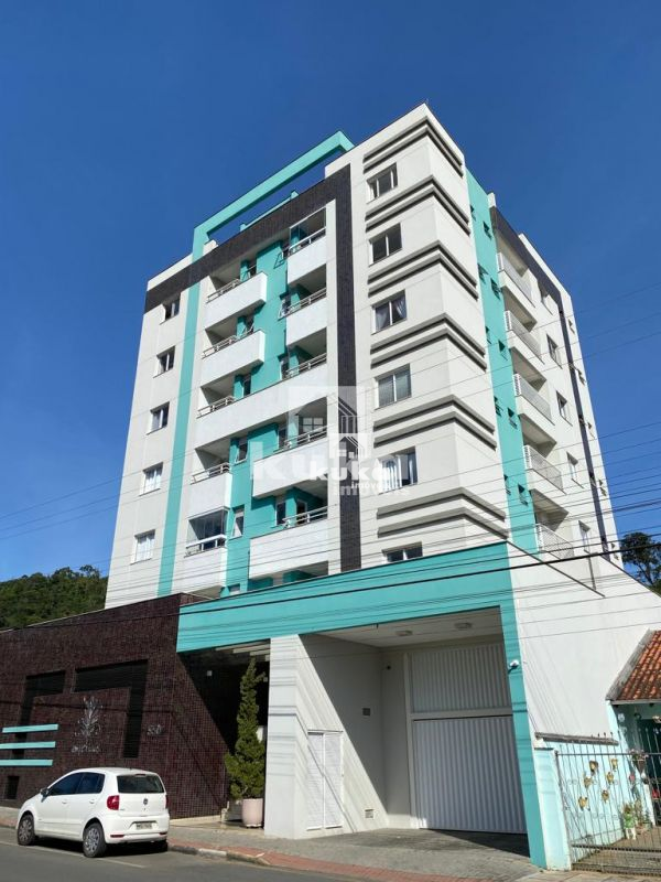APARTAMENTO À VENDA