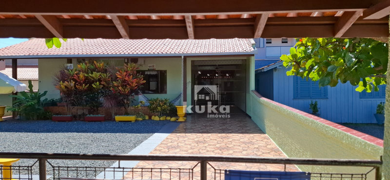 CASA RESIDENCIAL À VENDA