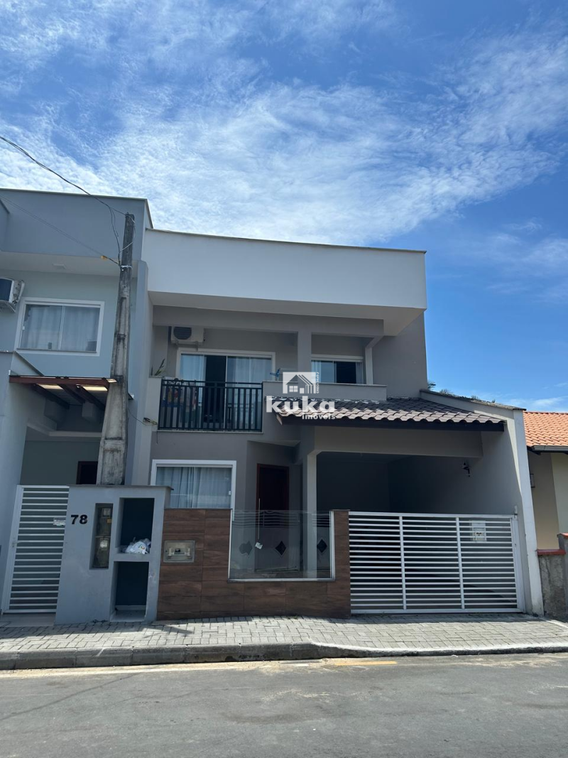 SOBRADO GEMINADO P/ LOCAÇÃO