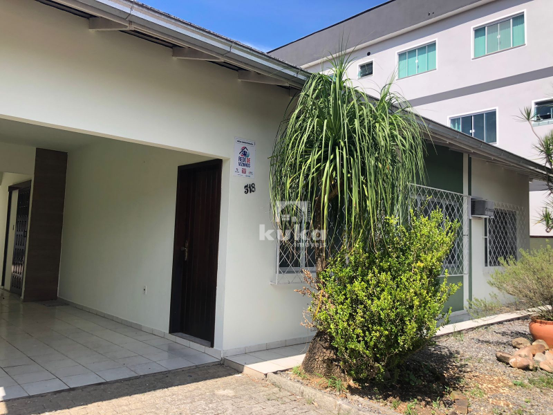 CASA RESIDENCIAL P/ LOCAÇÃO