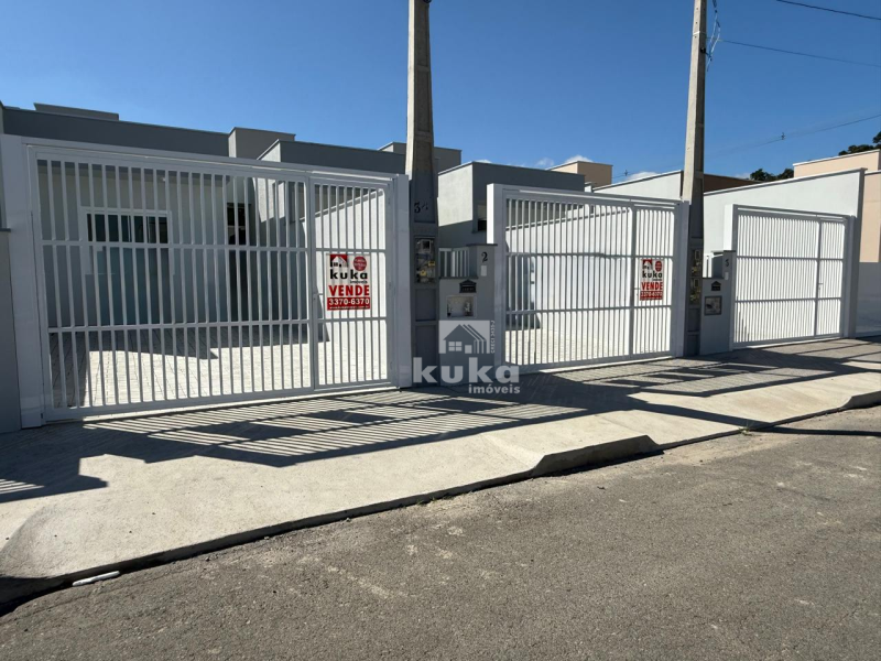 CASA GEMINADA À VENDA