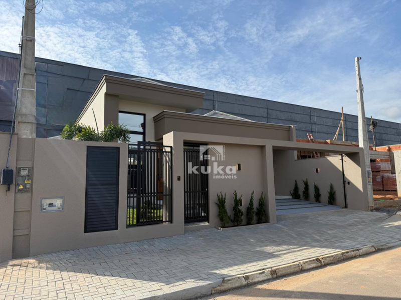 CASA RESIDENCIAL À VENDA