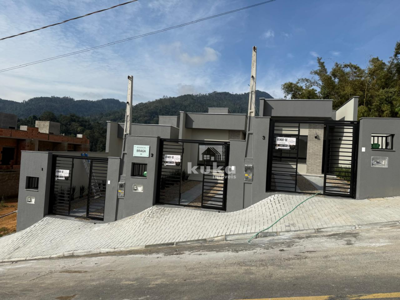 GEMINADO À VENDA