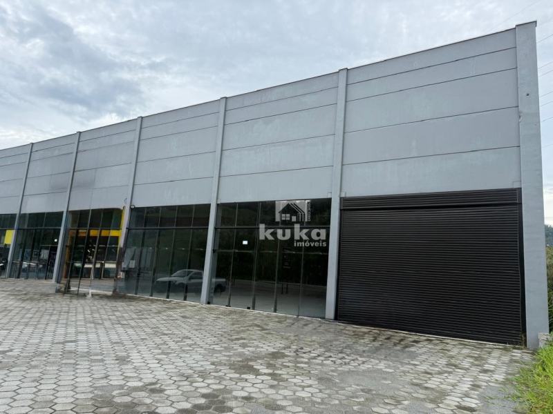 GALPÃO INDUSTRIAL P/ LOCAÇÃO