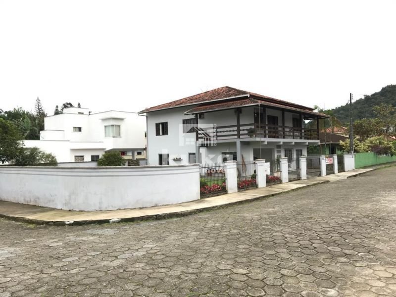 SOBRADO RESIDENCIAL