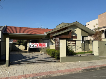 CASA RESIDENCIAL SEMIMOBILIADA - LOCACAO