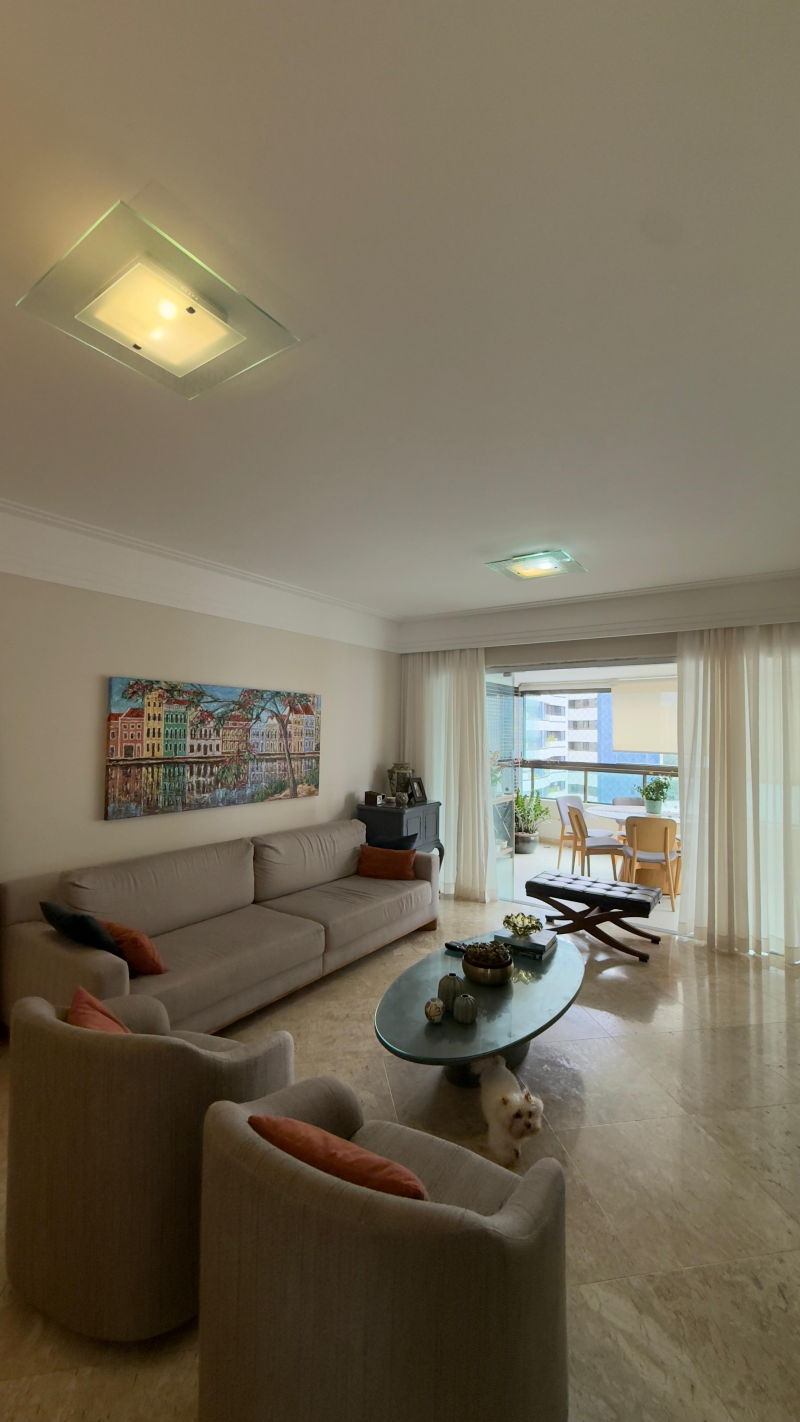 Apartamento 3 suites no Alto do Itaigara