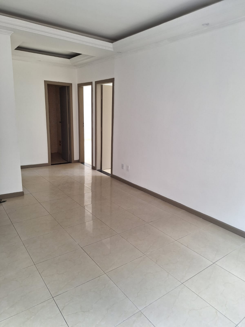 APARTAMENTO 2 QUARTOS EM AMARALINA