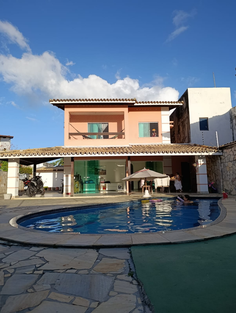 🏡 Casa à venda em Vilas do Atlântico
