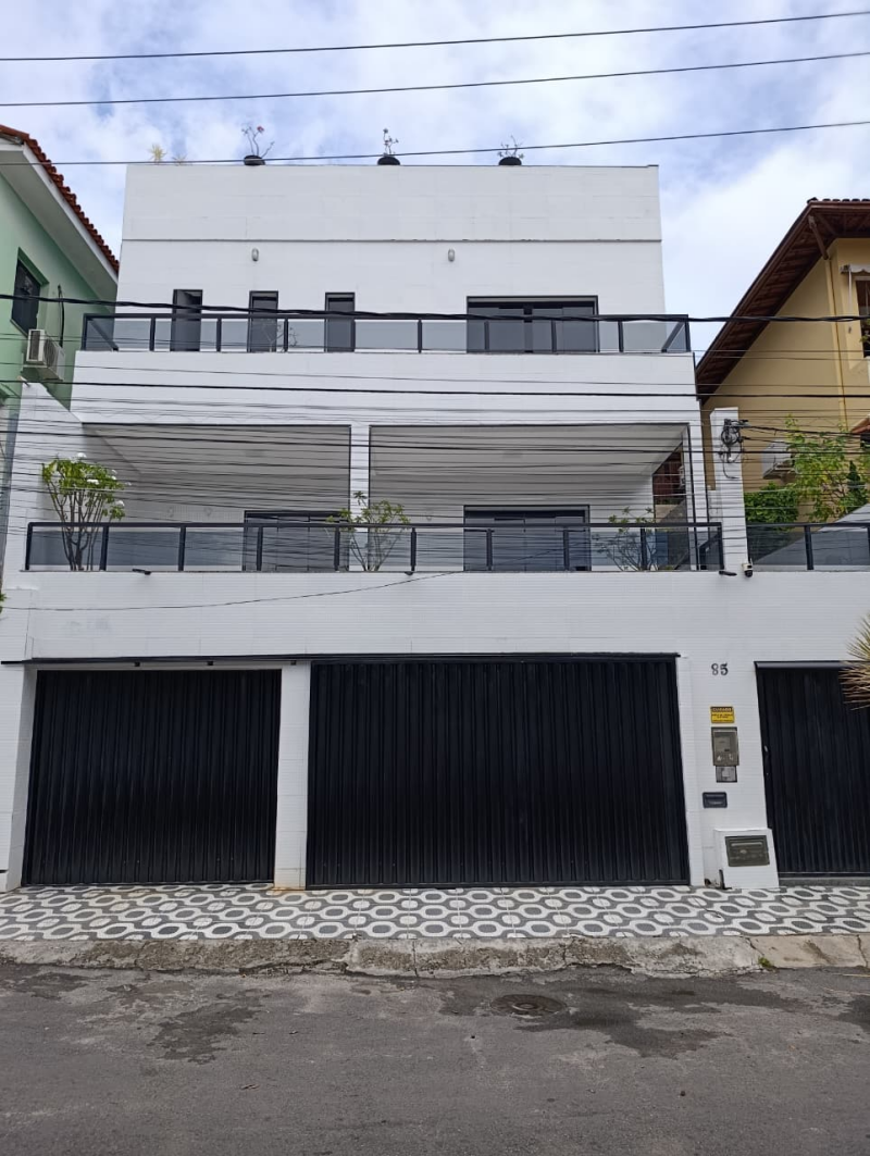 Casa ampla à venda no Matatu