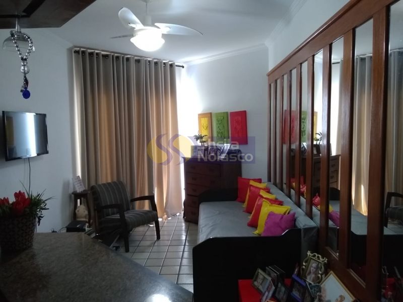 Vende-se apto na Ondina Quarto e sala frente ao mar 