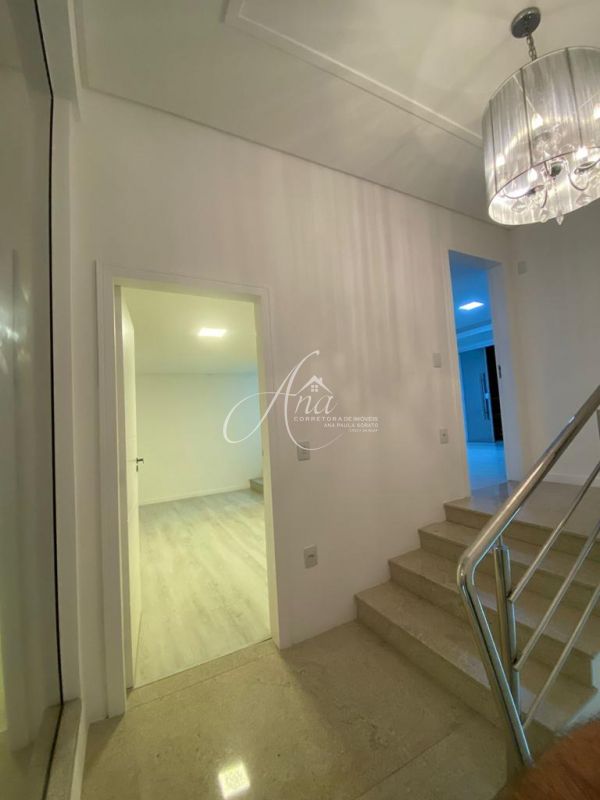 Casa em Privilegiada Localização no Jardim das Mansões — foto 7