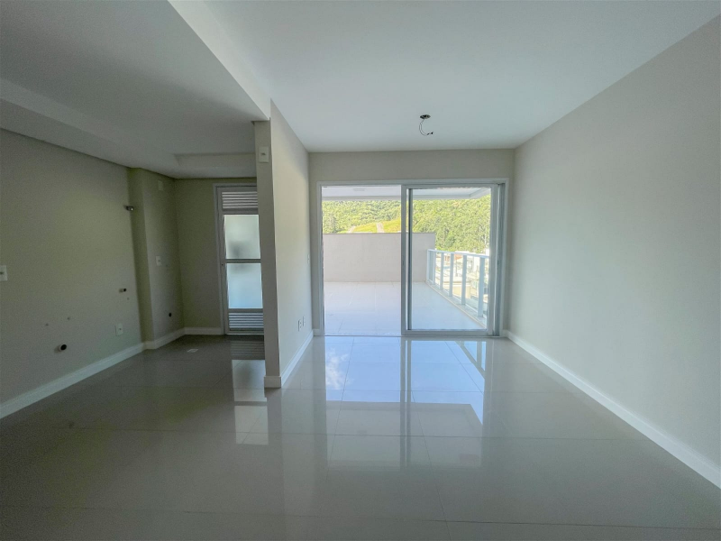 Apartamento com sacada única e suíte - foto 1