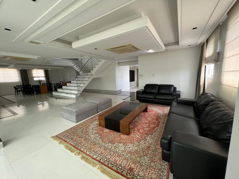 Cobertura ampla próxima ao centro — foto 4