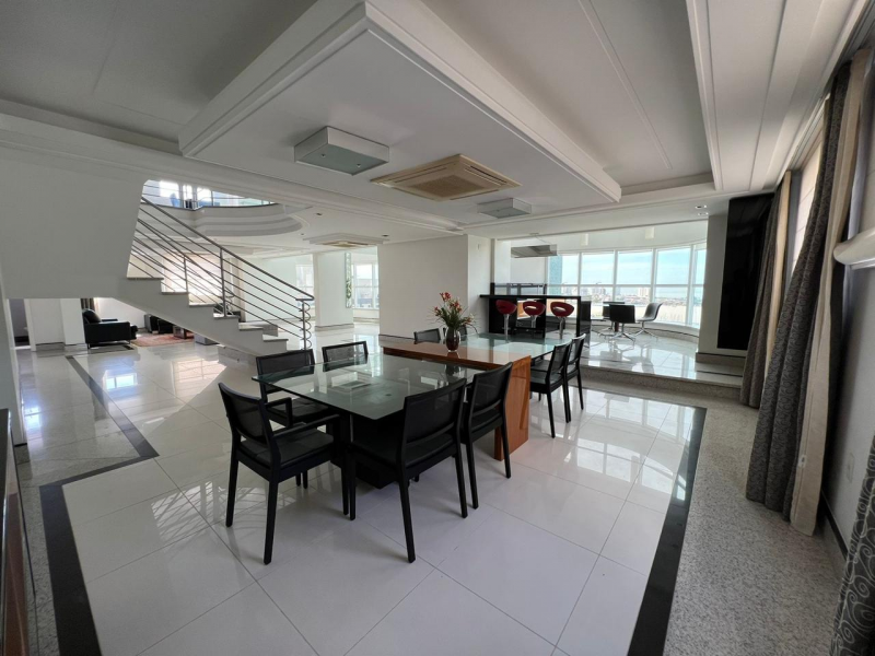 Cobertura ampla próxima ao centro — foto 7