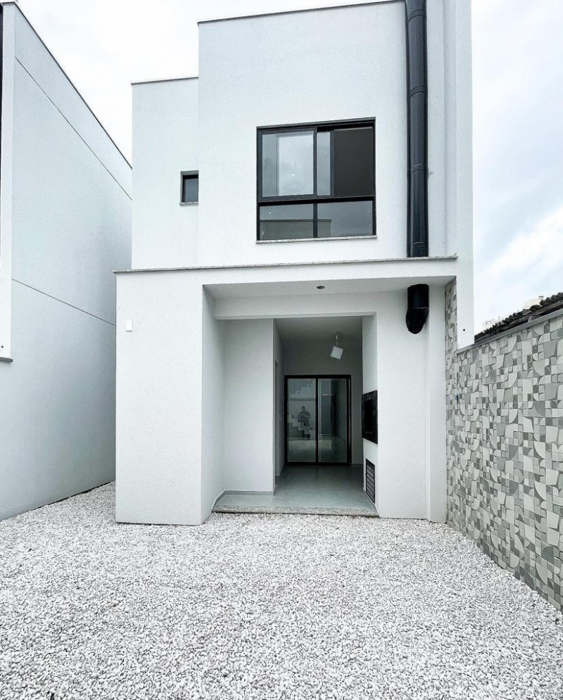 Sobrado com 3 suítes pronto para morar no centro — foto 7