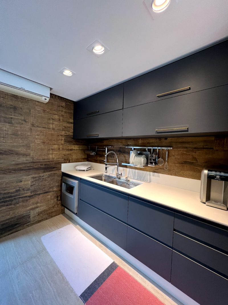 Amplo sobrado na Praia dos Amores com 3 quartos — foto 6