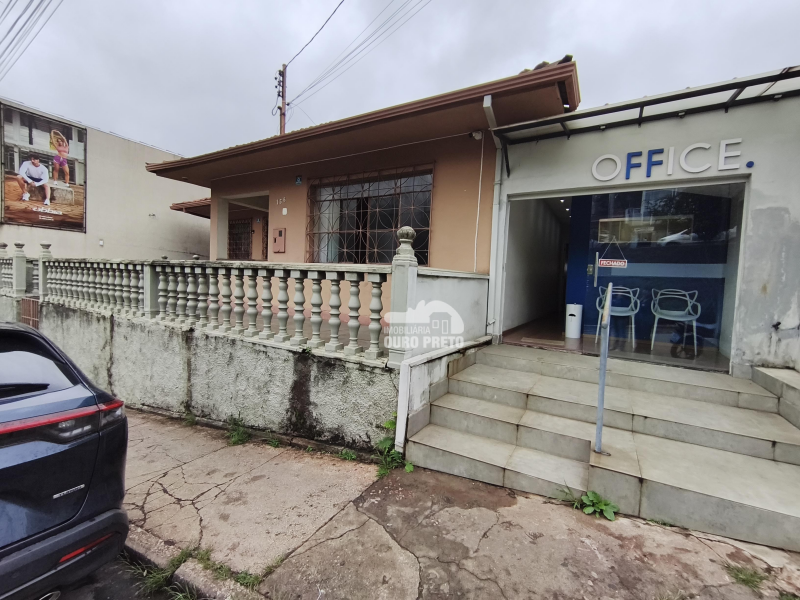 Sala comercial na Bauxita