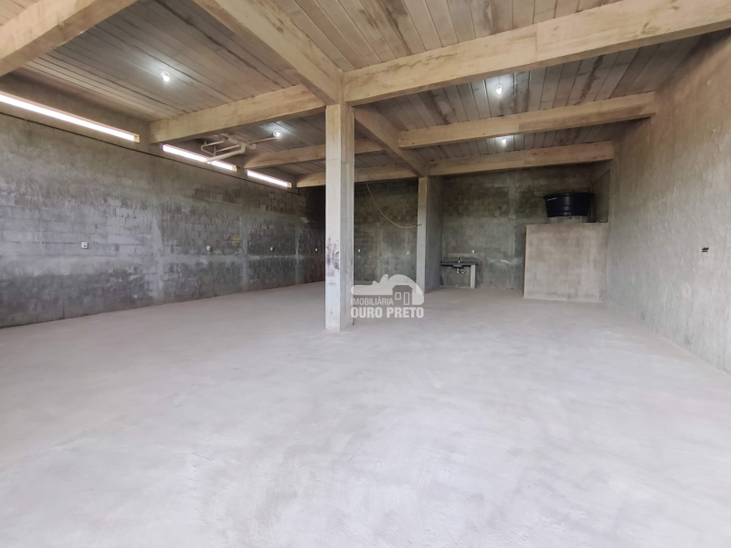 Galpão em Cachoeira do Campo