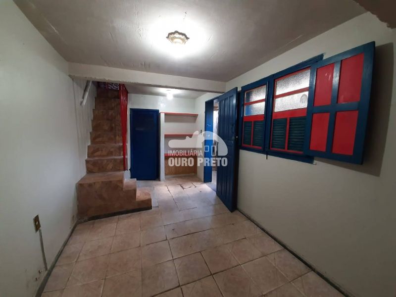Casa no Bairro Antonio Dias, com 2 quartos