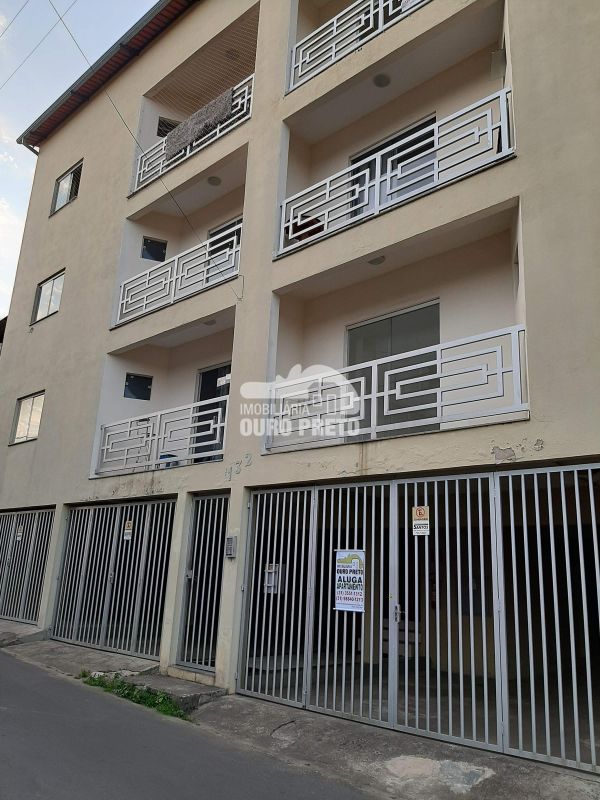 Apartamento com 1 quarto e sacada
