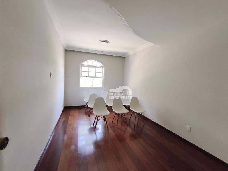 Casa Comercial no Simão Lacerda