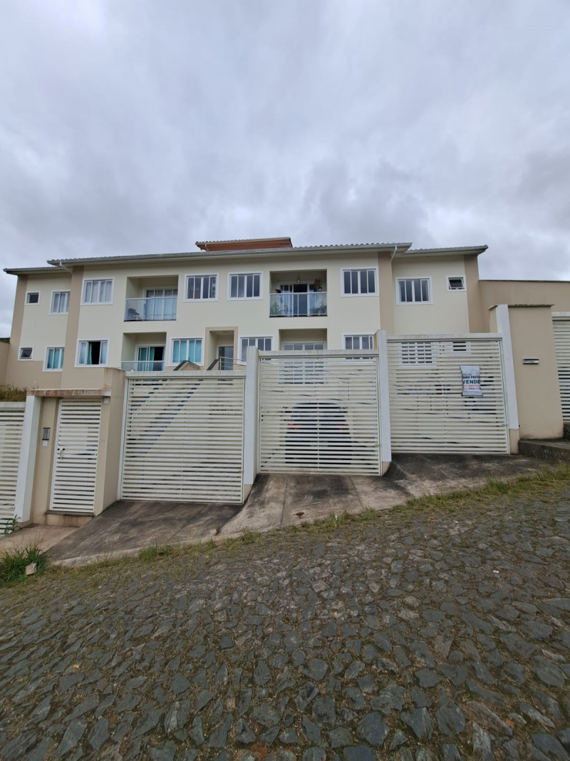Apartamento com 2 quartos