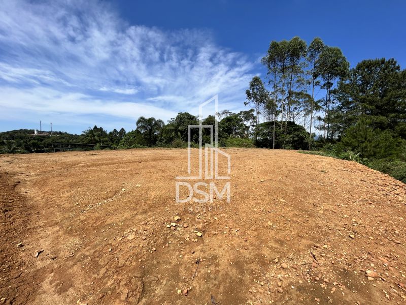 Terreno 900m² a venda bairro Souza Cruz