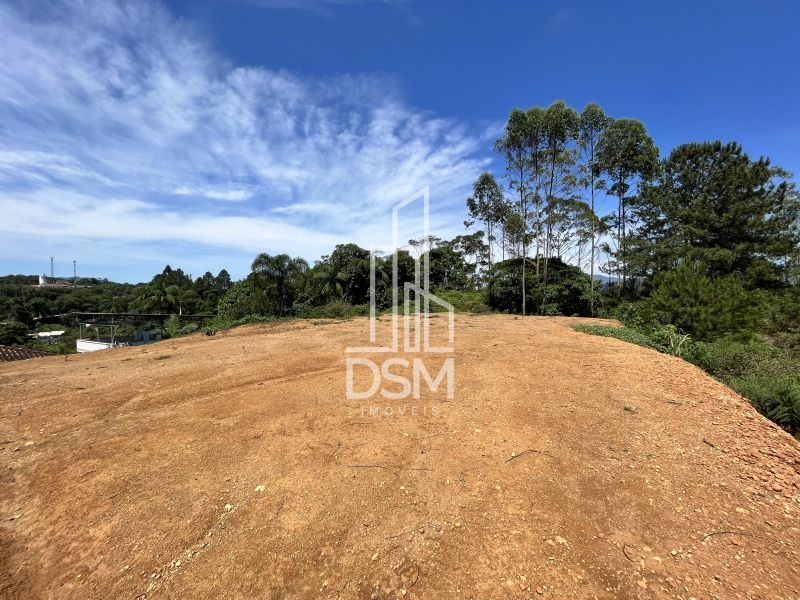 Terreno 900m² a venda bairro Souza Cruz