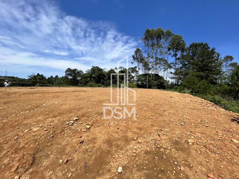 Terreno 900m² a venda bairro Souza Cruz