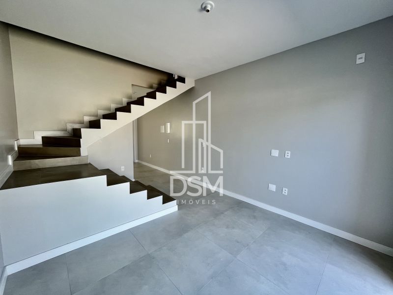 Casa Geminada 3 dormitórios a venda bairro Dom Joaquim