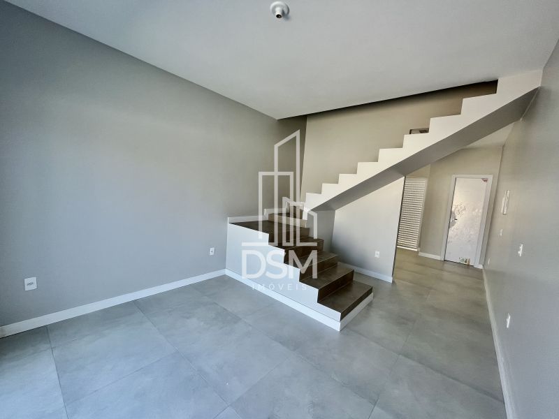 Casa Geminada 3 dormitórios a venda bairro Dom Joaquim