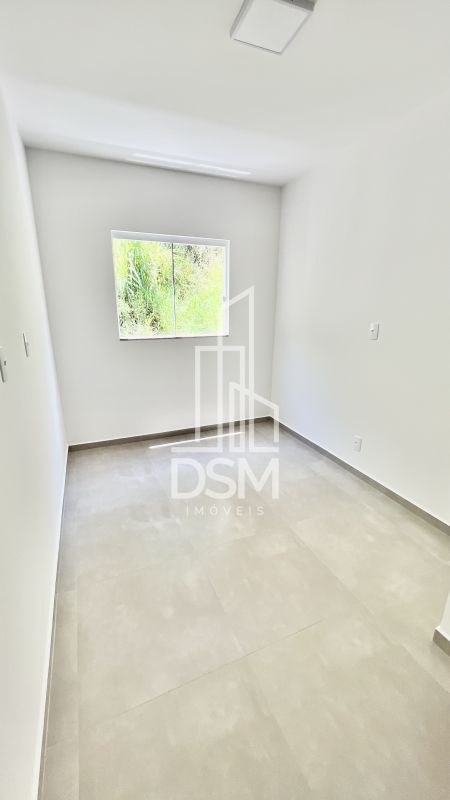 Casa geminada 3 quartos a venda bairro Tomas coelho