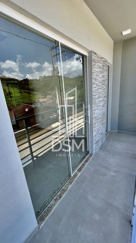 Casa geminada 3 quartos a venda bairro Tomas coelho